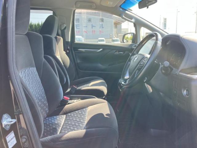 Toyota Alphard 2
