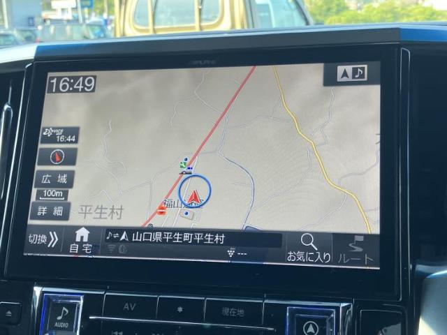 Toyota Alphard 4