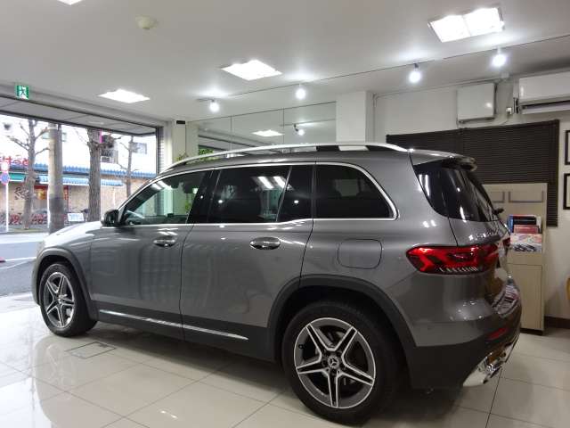 Mercedes-Benz GLB 11
