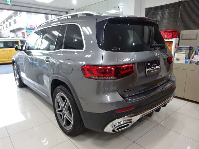Mercedes-Benz GLB 12