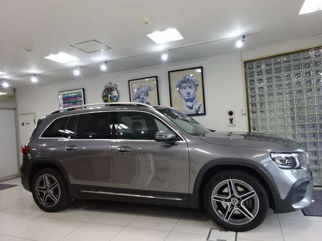 Mercedes-Benz GLB 5
