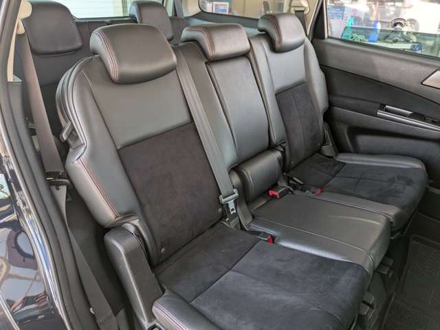 Subaru Exiga 11