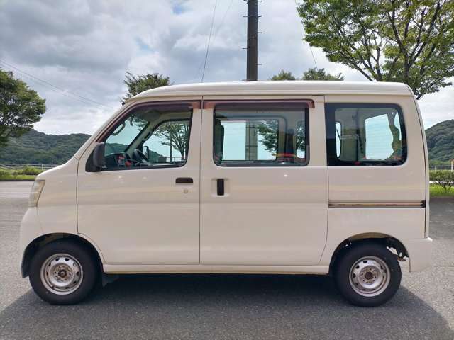 Daihatsu Hijet Cargo 9
