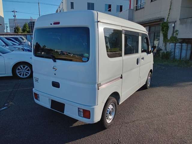 Nissan NV100 Clipper 9
