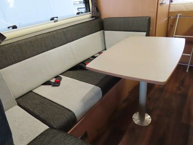Toyota Camroad 4