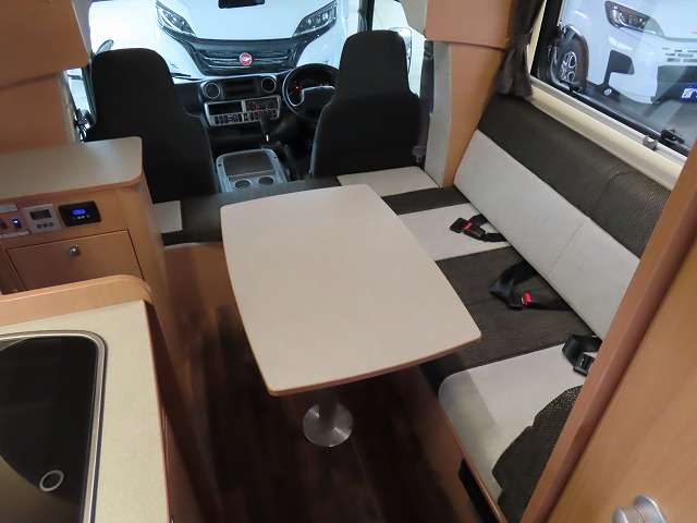 Toyota Camroad 5