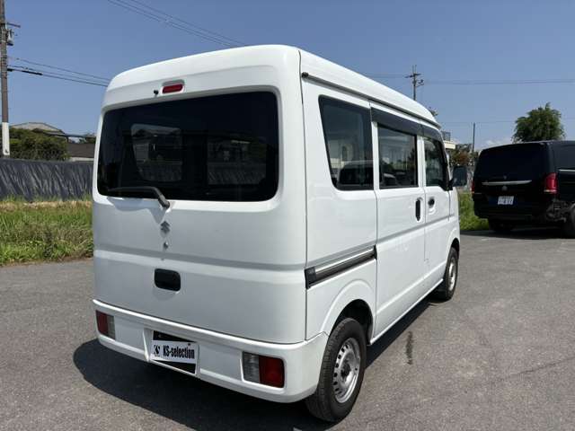 Suzuki Every 12