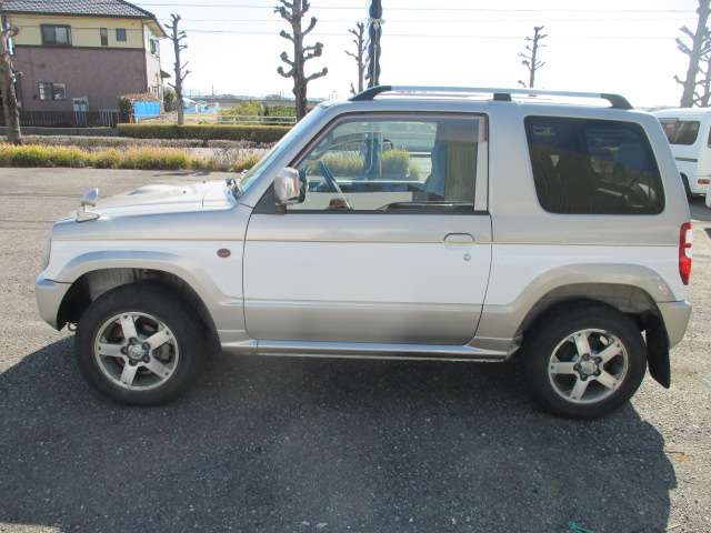 Mitsubishi Pajero Mini 7