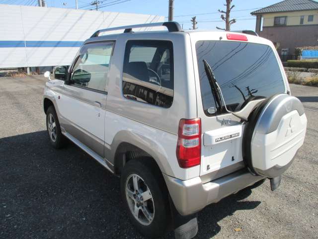 Mitsubishi Pajero Mini 8