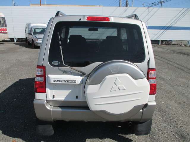 Mitsubishi Pajero Mini 9