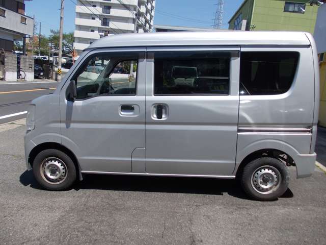 Nissan NV100 Clipper 8