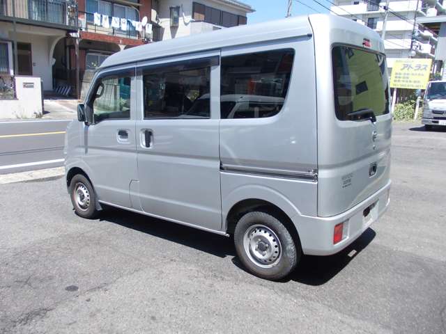 Nissan NV100 Clipper 10