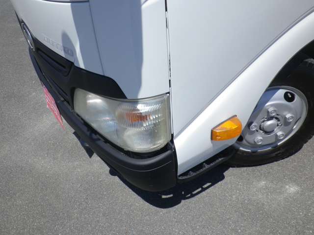 Hino Dutro 4