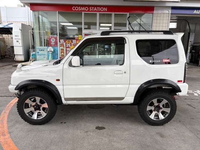 Mazda AZ-オフロード 4