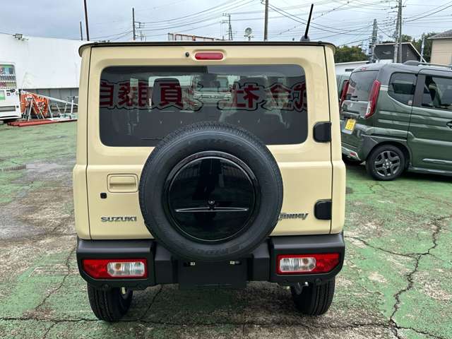 Suzuki Jimny 11