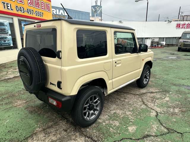 Suzuki Jimny 12