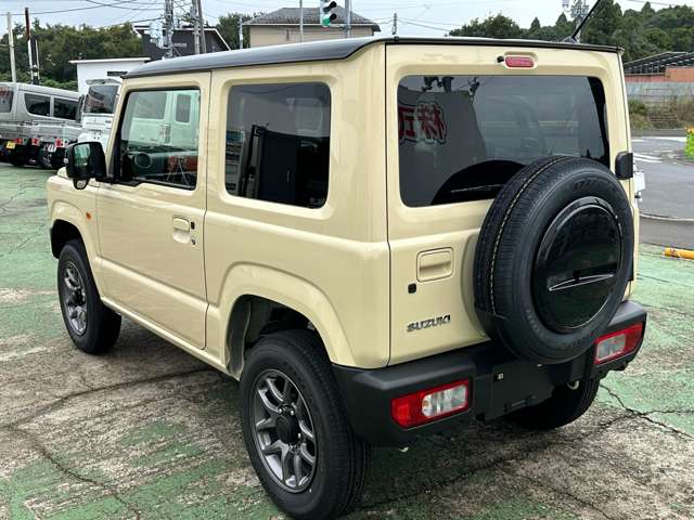 Suzuki Jimny 8