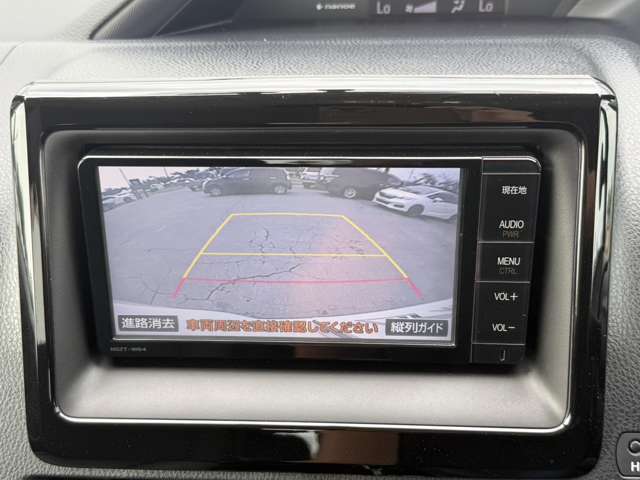 Toyota Noah 10