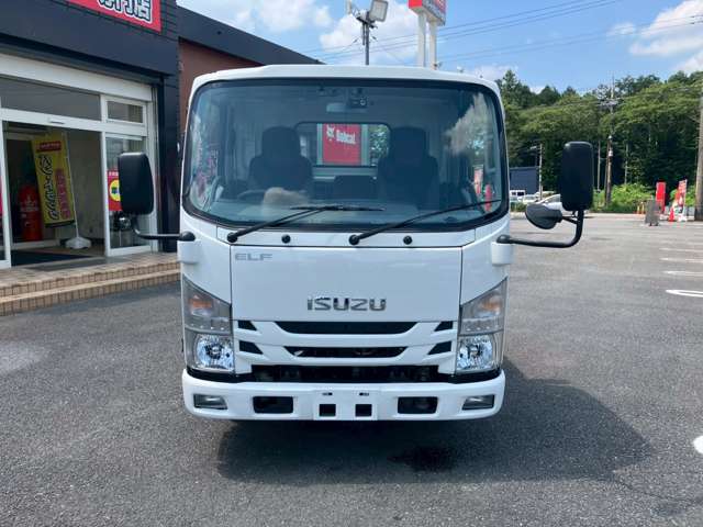 Isuzu Elf 2