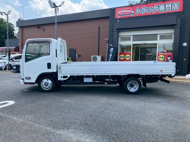 Isuzu Elf 8