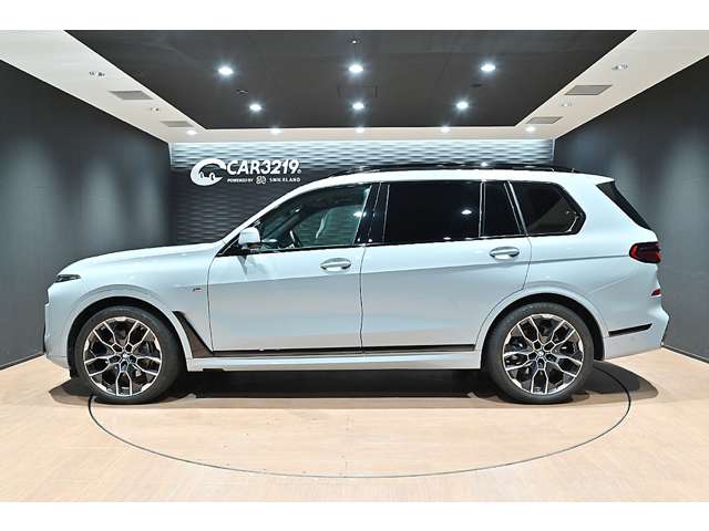 BMW X7 5