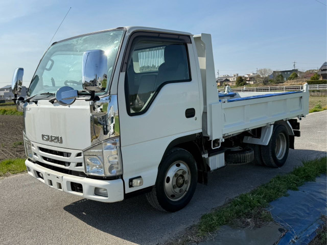 Isuzu Elf 4