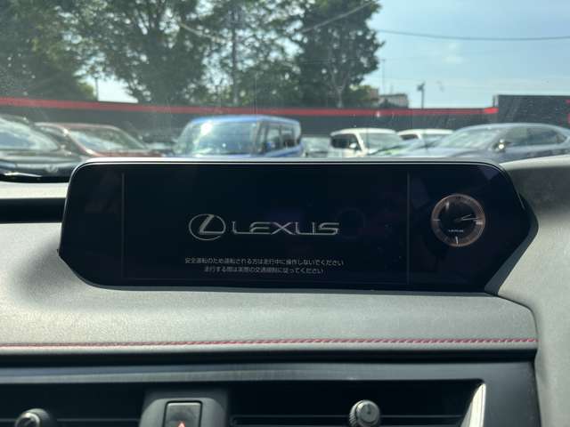 Lexus UX 4