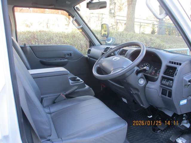 Mazda Bongo Truck 2