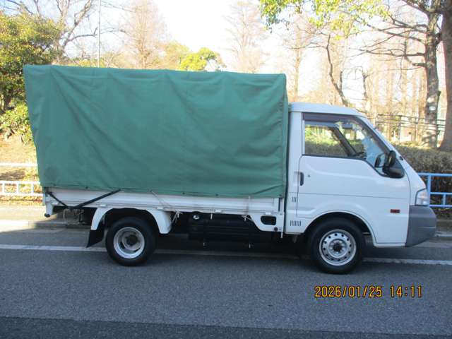 Mazda Bongo Truck 4