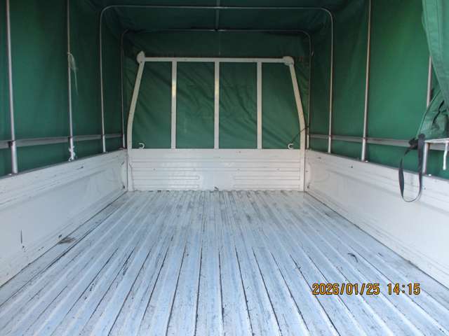 Mazda Bongo Truck 8