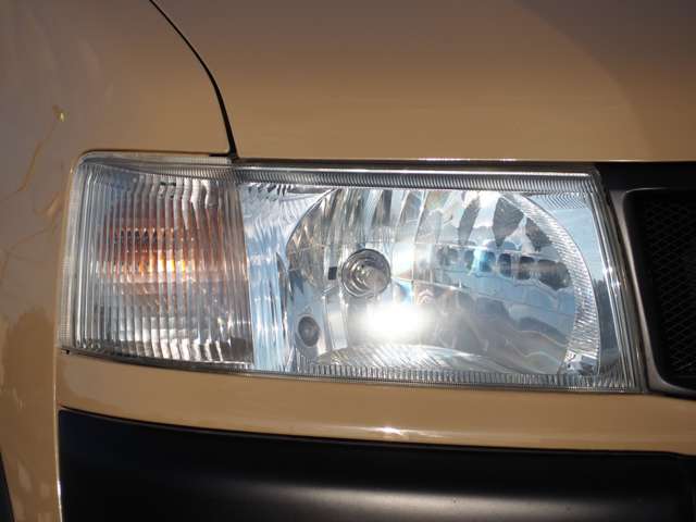 Toyota Probox Van 8