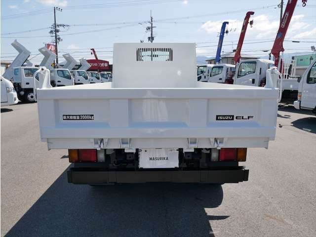 Isuzu Elf 5