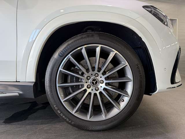 Mercedes-Benz GLE 8