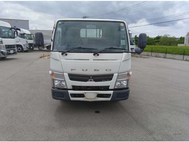 Mitsubishi Fuso Canter 9