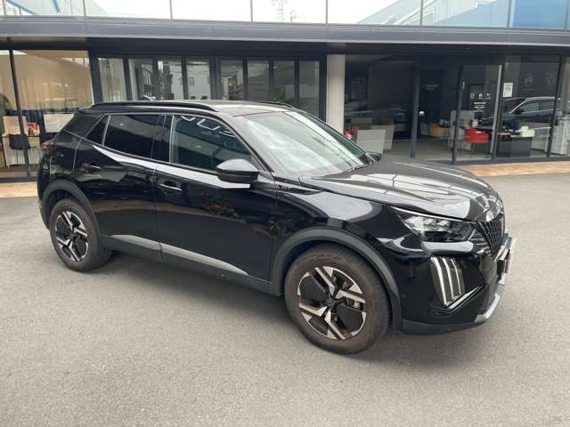Peugeot SUV 2008 2