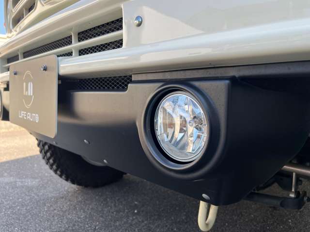 Suzuki Jimny 10