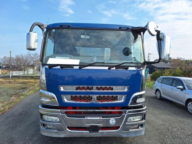 Mitsubishi Fuso Super Great 4
