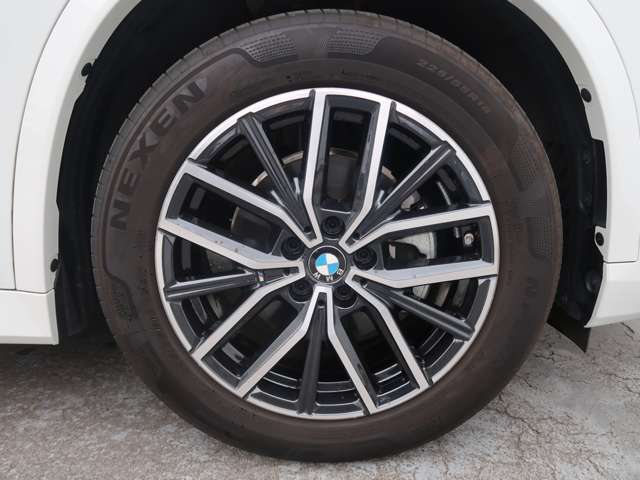 BMW X1 11