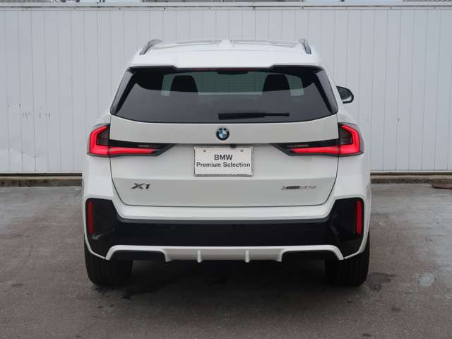 BMW X1 8