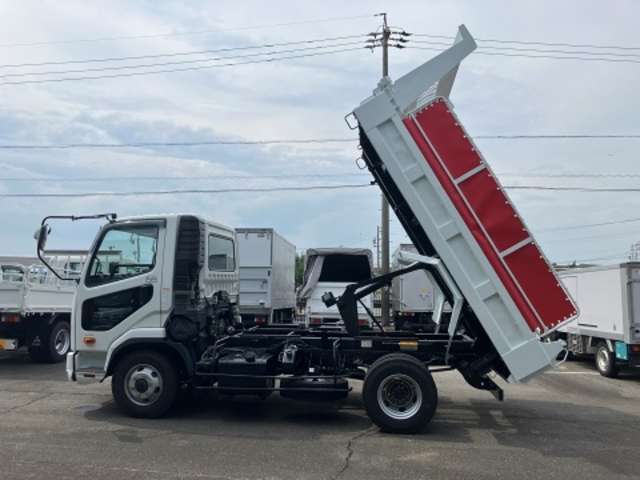 Mitsubishi Fuso Fighter 6