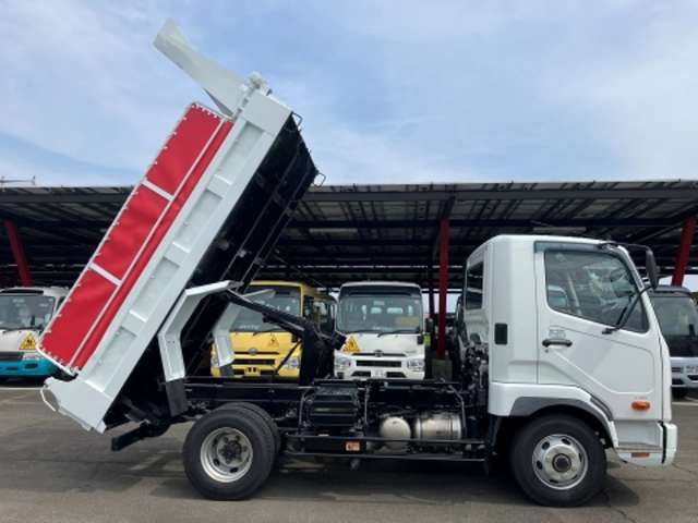 Mitsubishi Fuso Fighter 9