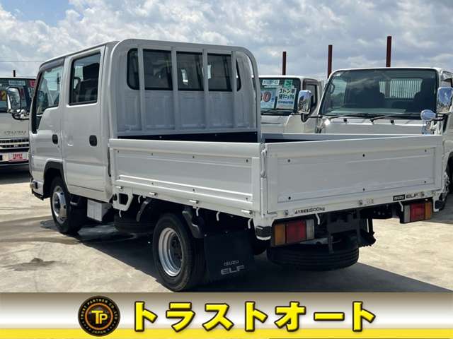 Isuzu Elf 11