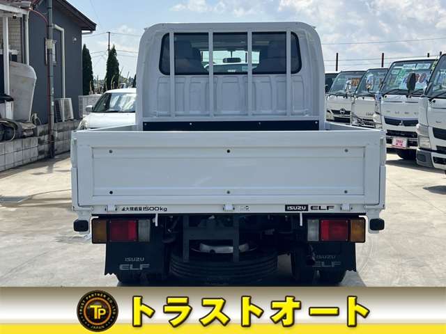 Isuzu Elf 10