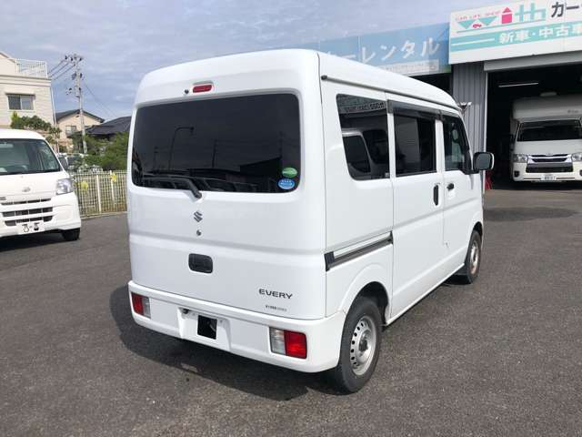 Suzuki Every 8