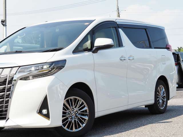 Toyota Alphard 11