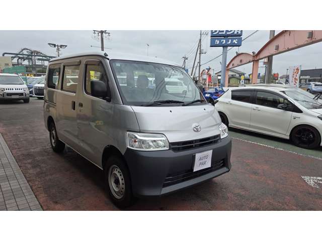 Toyota Town Ace Van 5