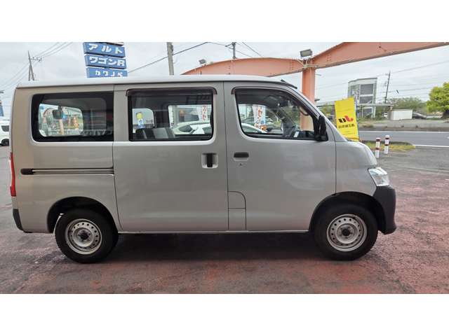 Toyota Town Ace Van 6