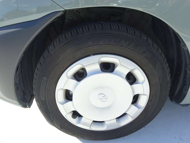 Toyota Sienta 12