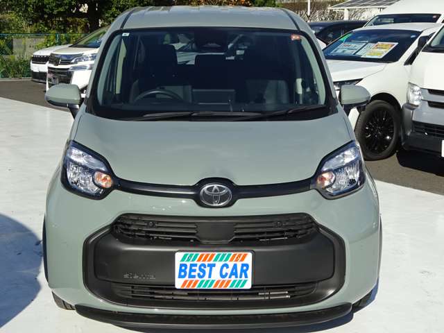 Toyota Sienta 5