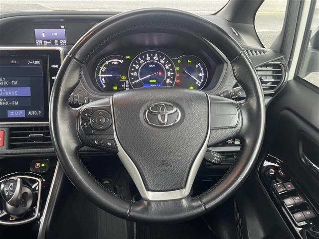 Toyota Voxy 7